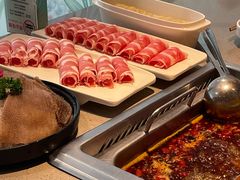 -海底捞火锅(新松江路生日主题店)