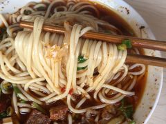 -尝回头贵阳牛肉米粉(中和店)