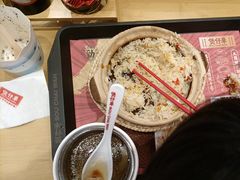 -华记煲仔华·煲仔饭(三元里万科里店)