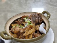 红焖猪脚-东江客家情食府