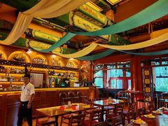 -申德勒加油站餐厅(三里屯北小街店)