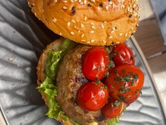 -Let'sBURGERplus·非常创意汉堡(三里屯店)