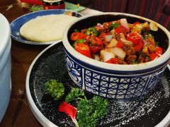 传统黑三剁配薄饼-雀舞云南菜(天津天河城购物中心店)