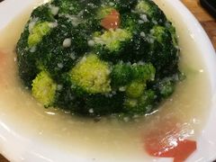 -都江堰石锅鱼