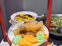 -江城小馆陕南妈妈菜·全球旅行餐厅(钟楼店)