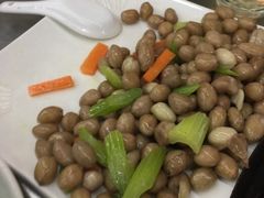 -屯老二农家铁锅炖·行业领军者(梅江店)