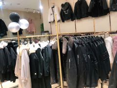 -肃宁华斯国际裘皮城