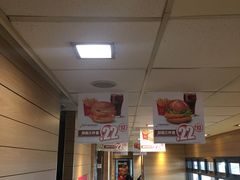 -麦当劳(江湾镇店)