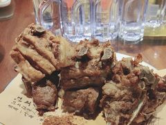 -川流不息·地道川菜·小龙虾(松东路店)