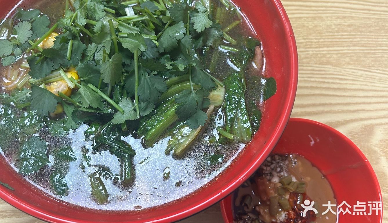 家人们，强烈安利这家宝藏麻辣烫店