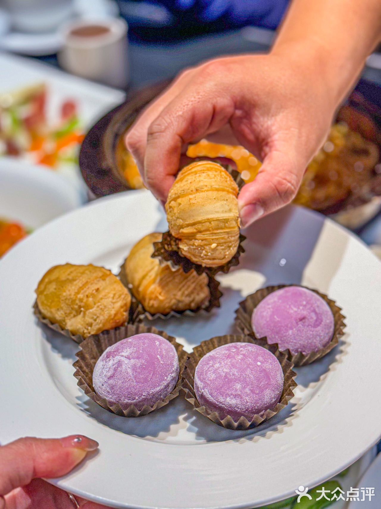 👀看沪剧“繁花”，赏浦江夜景，😋品苔圣园本帮菜