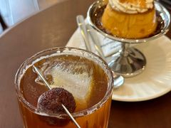 -Café Monson
