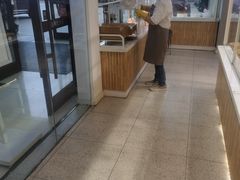 -焙丽拾光(麦凯乐直营店)