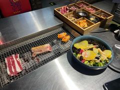 -马路牙子烧烤音乐酒馆(望京店)