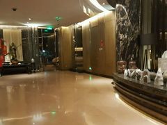 -昆明中心皇冠假日酒店