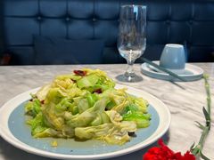 手撕圆白菜-懒人盐府人家(航天桥店)