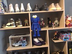 -Sneaker SPA 喜鞋(嵊州店)