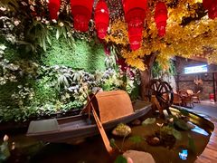 餐具摆设-老滇山寨•云南特色菜•地方菜•民族风情歌舞表演(经开区店)