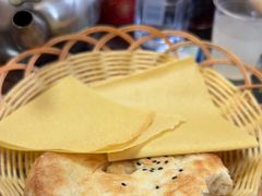 -雪湖煜辰鱼头老店(雪野湖店)