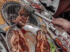-青瓦炭韩潮烤肉(花园道店)