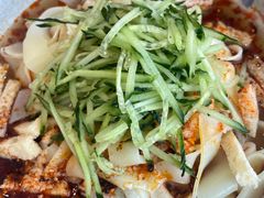 -汗腾格里·风味餐厅(新疆驻京办店)