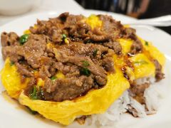 牛肉滑蛋饭-有章牛杂(石厦店)