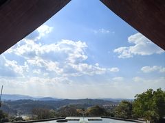 -勐巴拉云顶餐厅