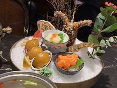 -半岛翡丽海鲜自助餐厅(观风亭店)