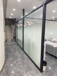 -苗方清颜专业祛痘·皮肤管理