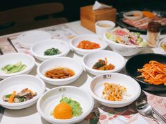 餐前小菜-本家韩国烤肉(青岛万象城店)