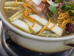 -云南印象昭通天麻火腿鸡(新疆石油花园二期店)
