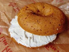 肉桂提子贝果（含奶油）-Tims天好咖啡·贝果(锦江国金中心店)