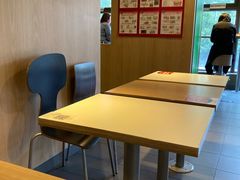 用餐区-麦当劳(团结湖店)