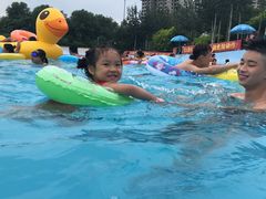 -欢乐水魔方水世界