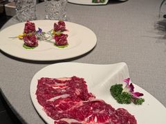 -左庭右院鲜牛肉火锅黑金店(陆家嘴中心店)