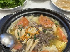 -乡土特色.冷锅鱼.牦牛肉汤锅