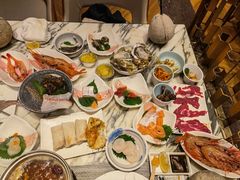 -雍和会海鲜姿造自助(湖东路店)