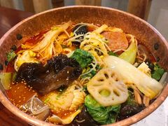 -成都你六姐·牛肉冒菜(城市集市合生汇店)