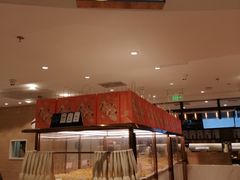 面包甜点陈列柜-奈雪的茶(新天地广场PRO店)