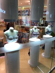 -英氏YeeHoO(颐堤港店)