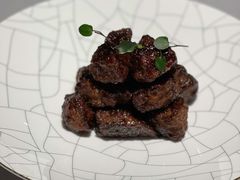 沪市牛肉粒-屋里厢上海菜馆