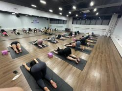 点击看大图 -防空洞舞蹈·瑜伽