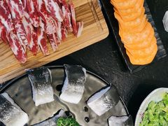 -臻牛烤肉