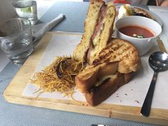 -The Sunny Side Cafe Station 1