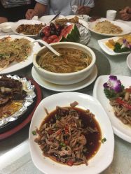 -鑫淼餐饮娱乐中心(江东街店)