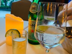 -龙虾酒吧扒房(宁波香格里拉店)
