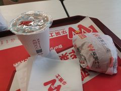 -华莱士·全鸡汉堡(五爱道店)