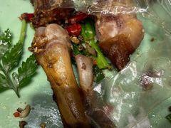 椒盐猪蹄-卯时·龙光雅宴·精致锡帮菜(惠山古镇店)