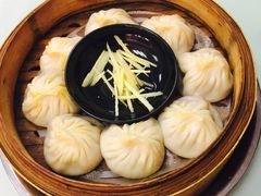 蟹黄汤包-食惠里小笼包面馆(越秀店)