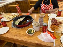 -袁记串串香(泉水轻轨站店)